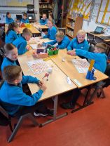 Conversational Snakes and Ladders